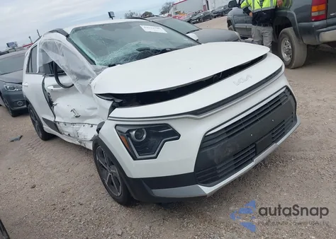 2023 Kia Niro Ex z USA, uszkodzony, nr VIN KNDCR3LE7P5116112